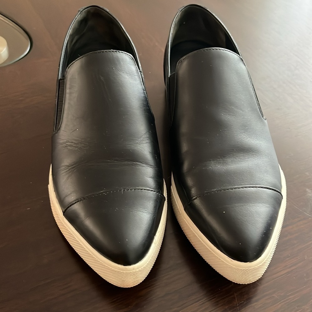 Vince Women Loafers